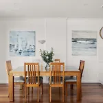 The Coogee View Beachfront Serviced Apartments